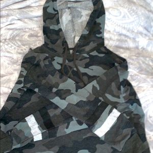 aero crop hoodie